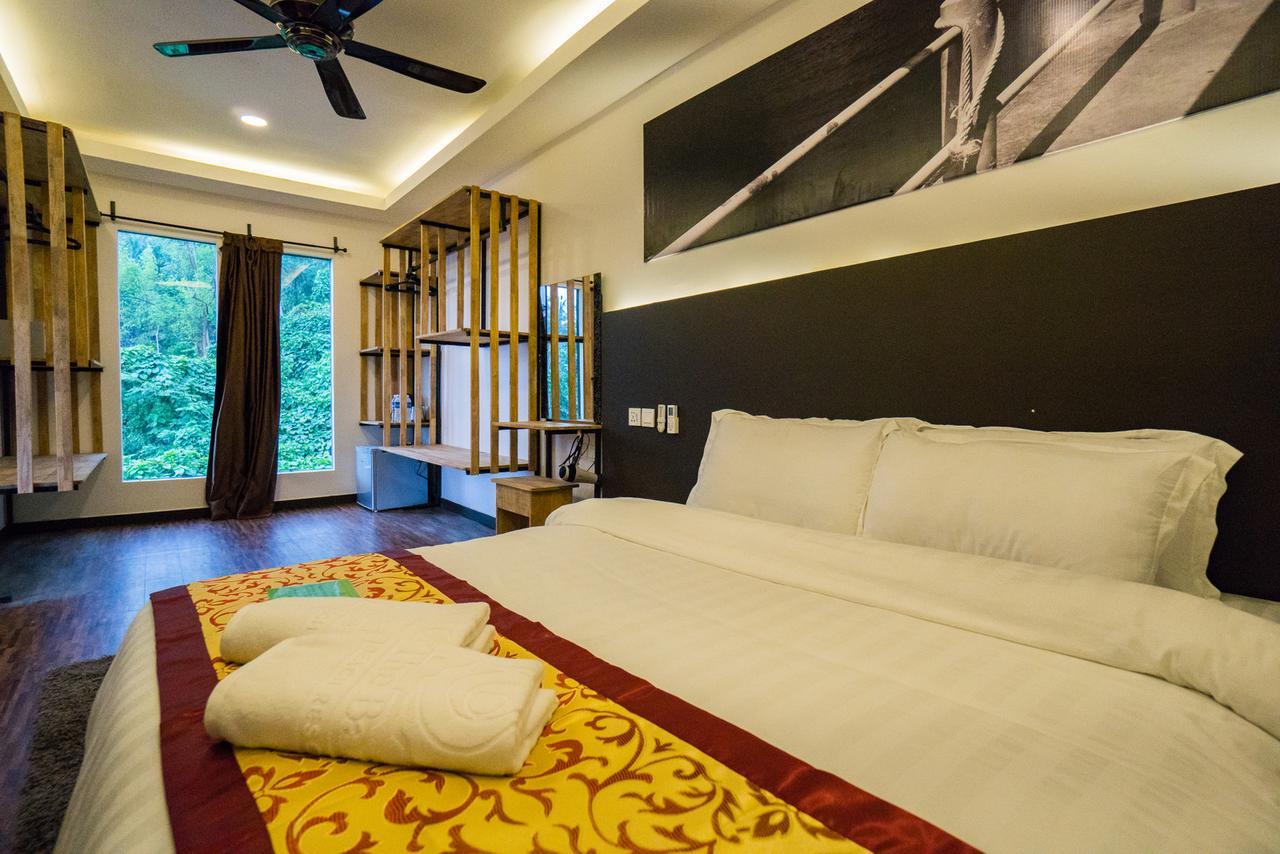 Resort The Barat Tioman 3*